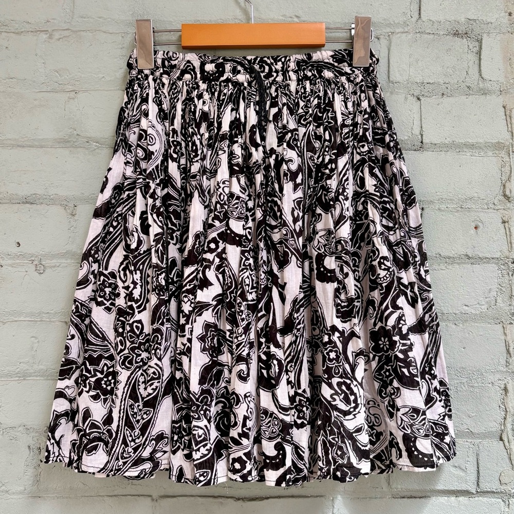 Paisley Print Broomstick Mini Skirt in Black and White